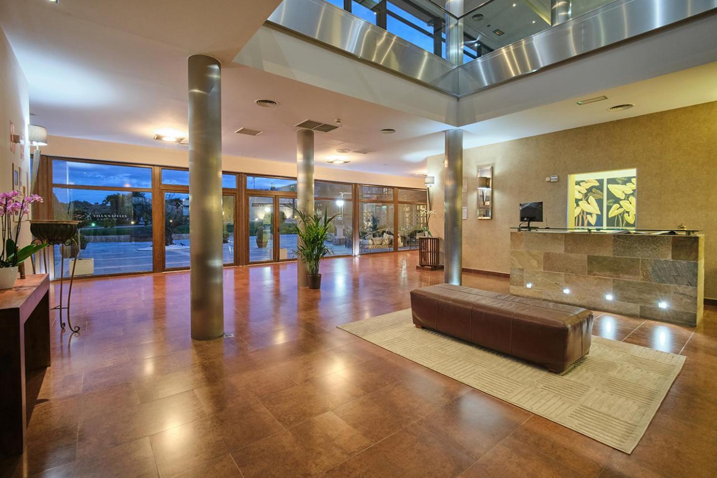 Hotel Spa Villa Nazules Chueca Extérieur photo