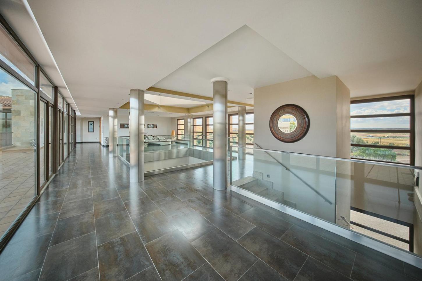 Hotel Spa Villa Nazules Chueca Extérieur photo